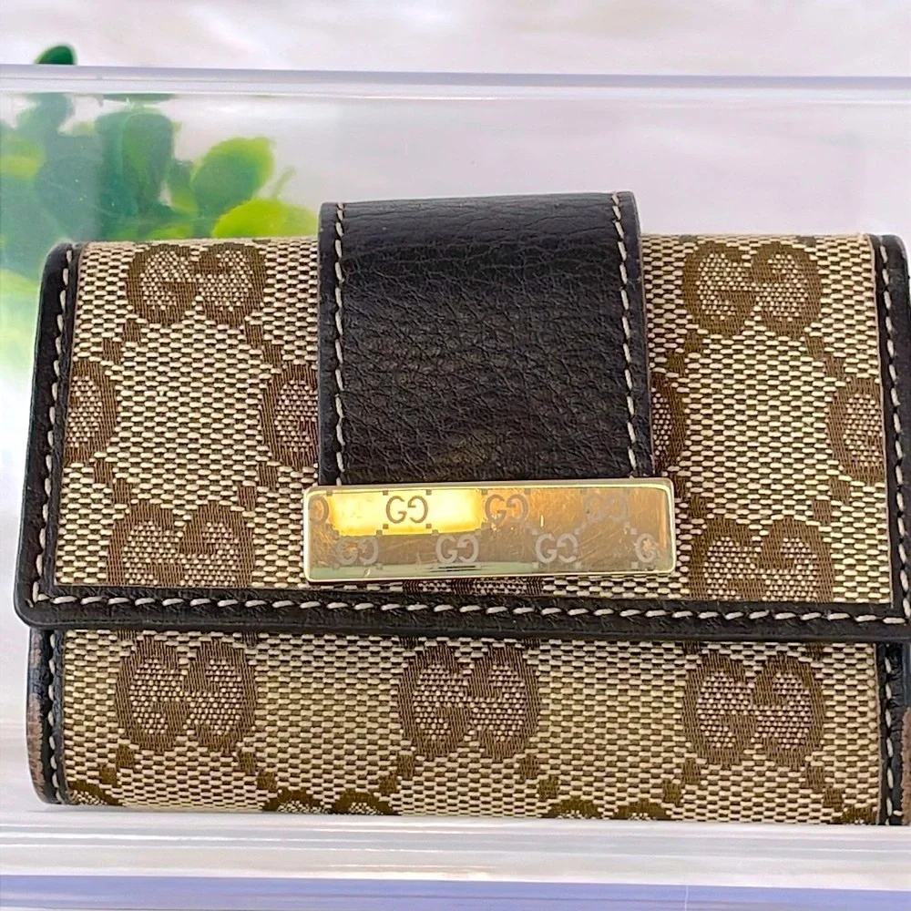 Gucci Monogram Canvas 6 Ring‎ Key Holder